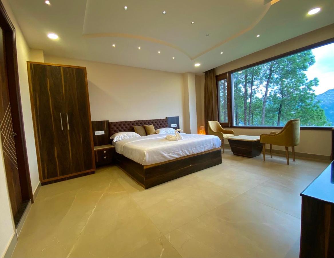 Bed and Breakfast The Westberry 50Mtrs Offroading And 50 Mtrs Nature Path Шимла Экстерьер фото